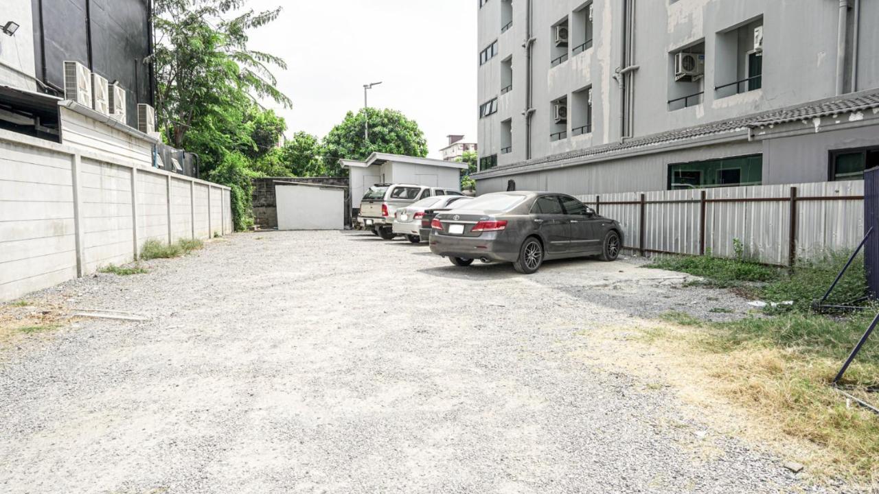 Roomquest Bangkok Don Mueang Airport Exterior foto
